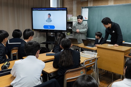実演